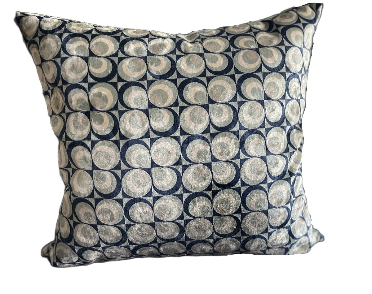 Zippi Design '70 Art Ocean Sierkussen 45 x 45 cm kleur blauw groen zilver - ACTIE nu inclusief veren vulling!