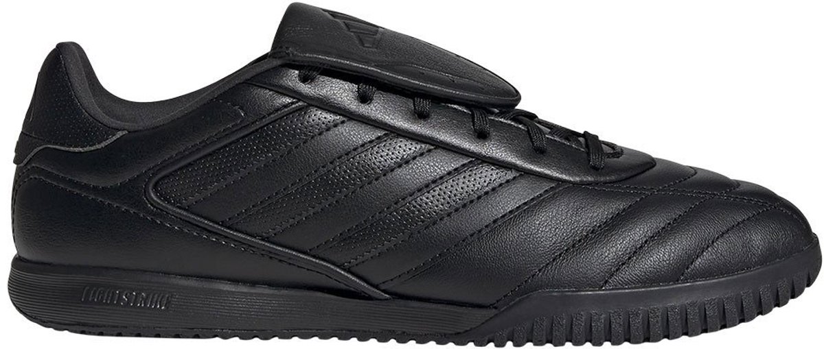 Zwarte leren Adidas Copa Gloro II voetbalschoenen in klassieke stijl, EU maat 43 1/3, met iconische details.