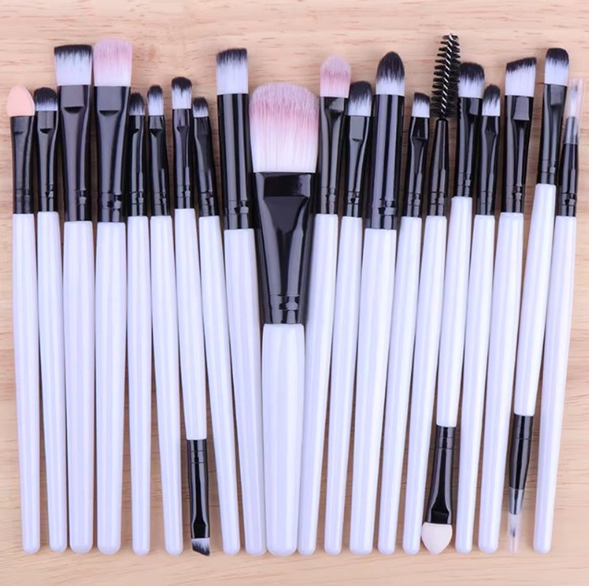 Go Go Gadget - Kwasten set - Make-up kwast - 20 delig - Zwart/ Wit