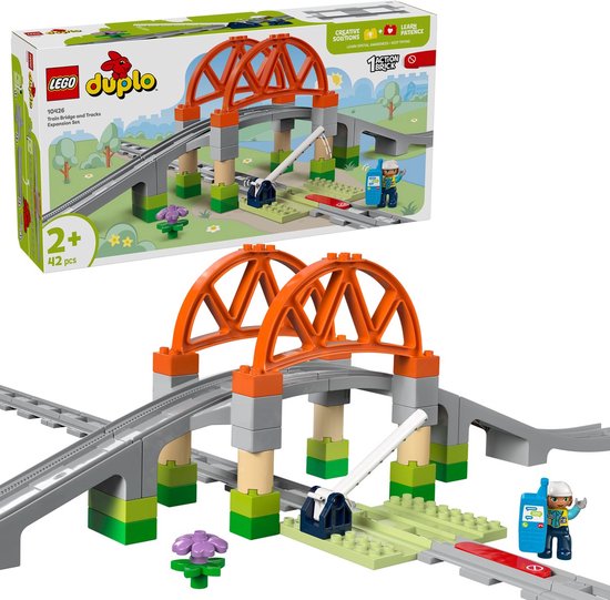 LEGO Duplo treinbrug en rails uitbreidingsset 10426 met oranje bruggen, grijze rails en station.