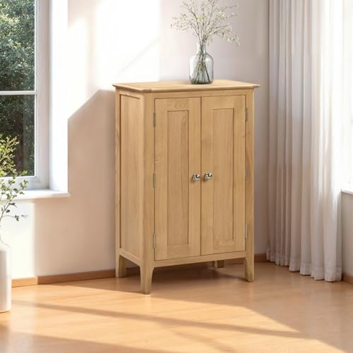 Uitschuifbare eettafel en eetkamerstoelen van massief eiken - Traditionele stijl