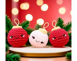 DIY haakpakket – Kerstornamenten (7 cm)