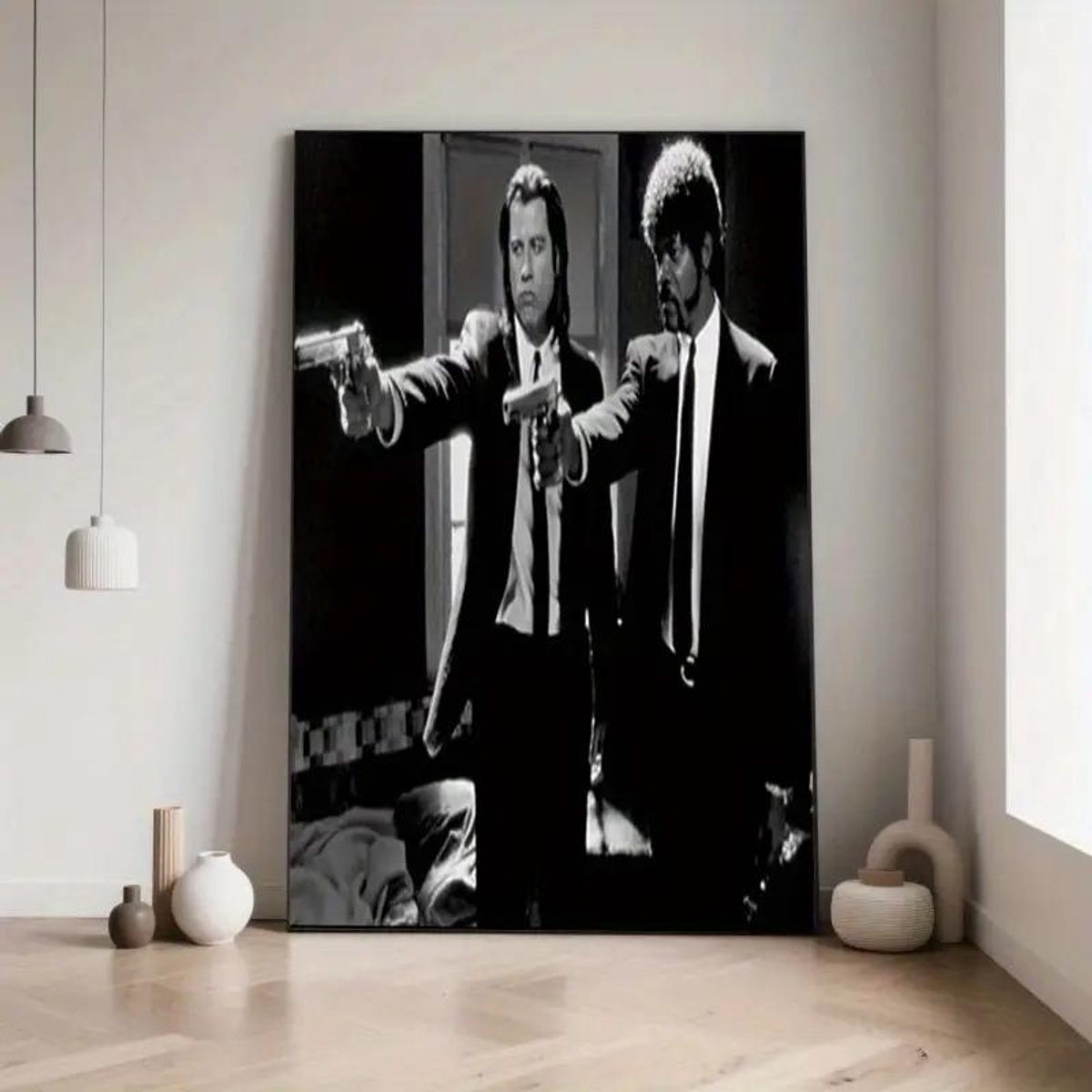 Canvas poster - Filmposter - Iconische jaren 90 cultfilm - Gangster film scène - Zwart wit poster - Dans poster - Muurposter - Binnenposter - Kado - Zonder lijst - Vintage film poster - Trendy 30x45 cm