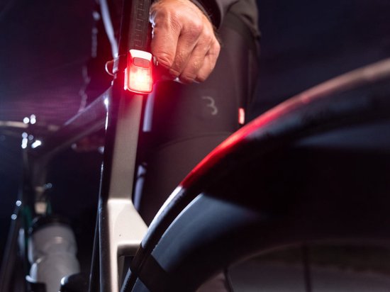 BBB Cycling Spark 2.0 Achterlicht Fiets - 20 Lumen - USB C Oplaadbaar - IPX7 Waterdicht - Brandtijd: 28 uur - Fietsverlichting Racefiets & Mountainbike - BLS-152 van BBB Cycling — afbeelding 3