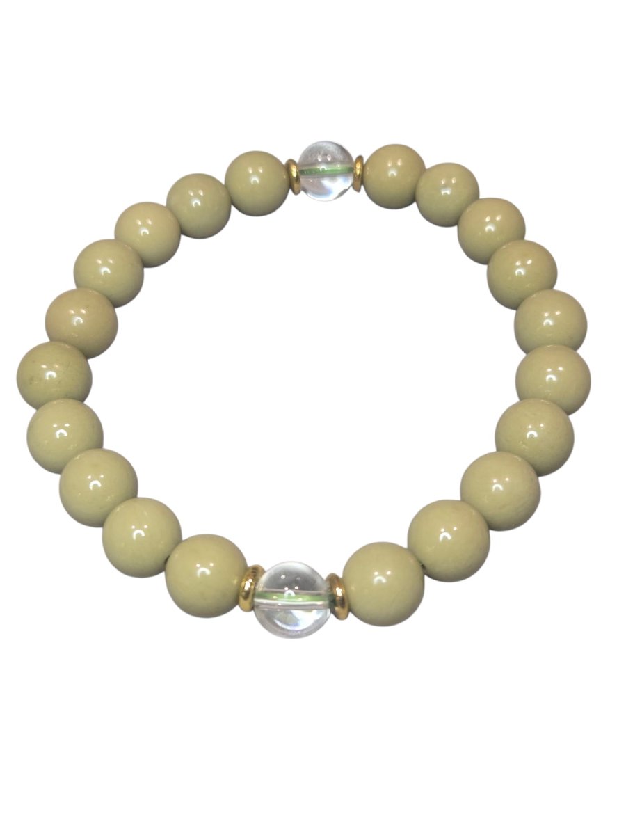 Serpentijn armband met bergkristal eyecatcher.