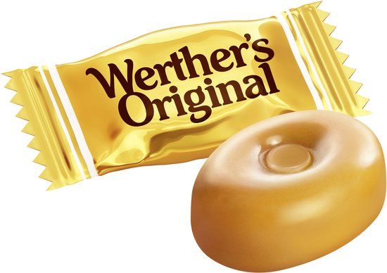 Een Werther's Original snoepje en een gouden verpakking op een witte achtergrond.