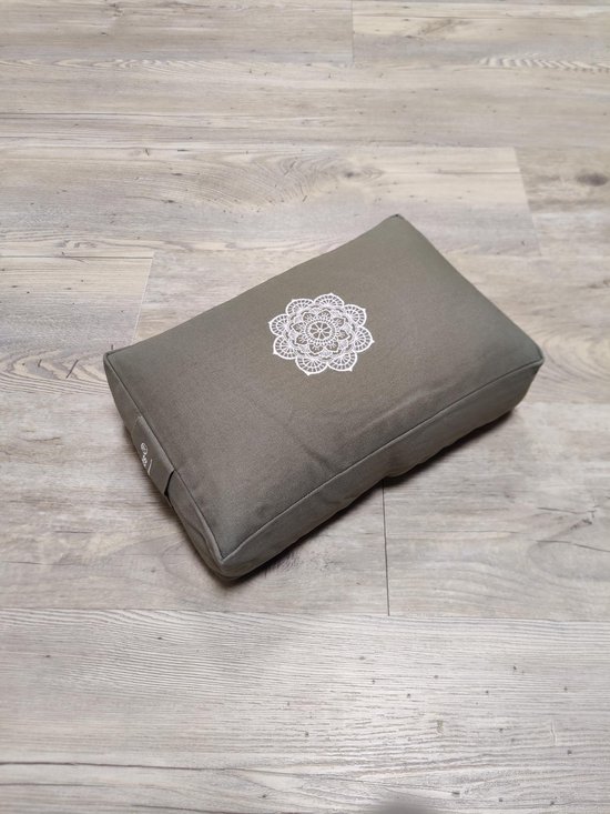 Om Namaste meditatiekussen - mini bolster design Rechthoekig - grijs met Mandala van Om Namaste — afbeelding 3