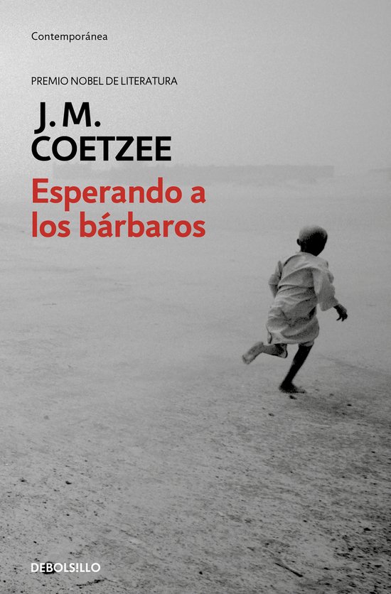 Boek "Esperando a los bárbaros" van J.M. Coetzee. Een jong kind rent op een zandvlakte.