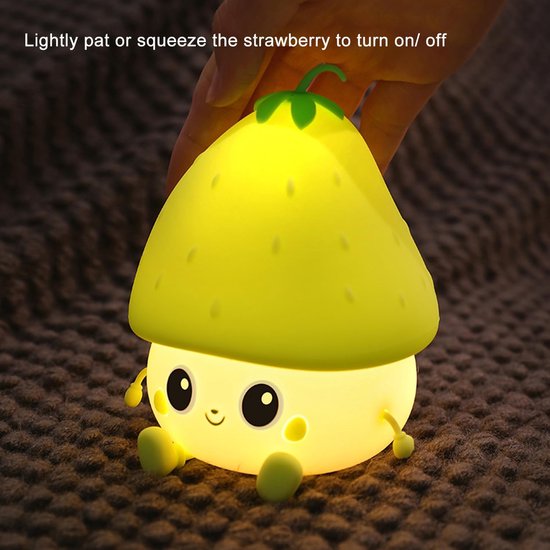 Groen aardbeiennachtlampje, schattig fruitnachtlampje voor de kinderkamer, USB-oplaadbaar lampje, 2 helderheidsniveaus, nachtlampje met vertraagde verlichting voor het nachtkastje van de babykamer, geschikt voor babyjongens en -meisjes, verjaardagen van groen — afbeelding 2