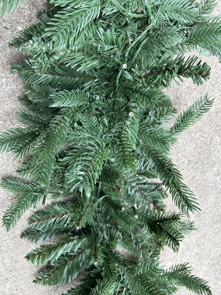 Kerst guirlande met verlichting - 2.70 mtr - groen - 300 lamp - kerstslinger - kerstdecoratie - groen – foto 3