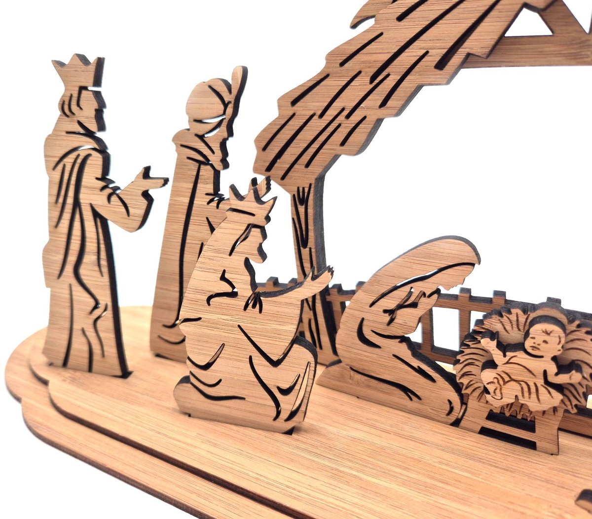Houten kerststal met losse onderdelen – Kerststal