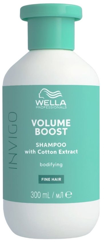 Shampoing Wella Professionals Invigo Volume Boost avec extrait de coton pour cheveux fins, 300ml, dans une bouteille blanche avec étiquette et bouchon vert menthe.