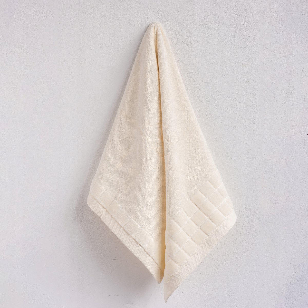 Luxe LARISA badhanddoek 70x140 cm, 100% katoen, ecru
