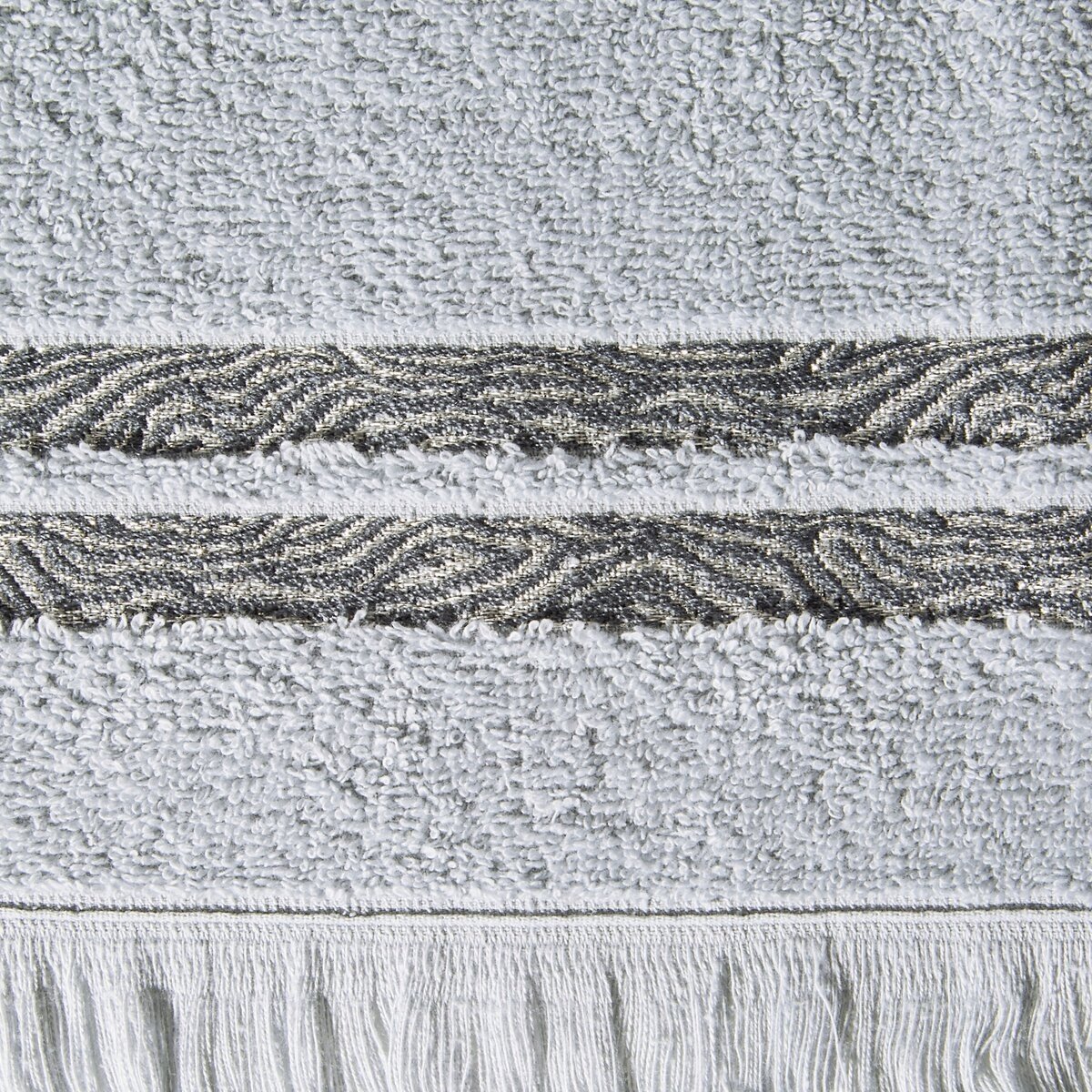 VERA Handdoek 70x140 cm - Zilverkleurig, Zacht Katoen