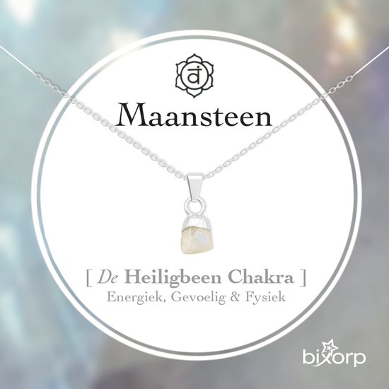 Zilveren ketting met ruwe maansteen hanger op een kaartje met tekst 'Maansteen' en chakra symbool.