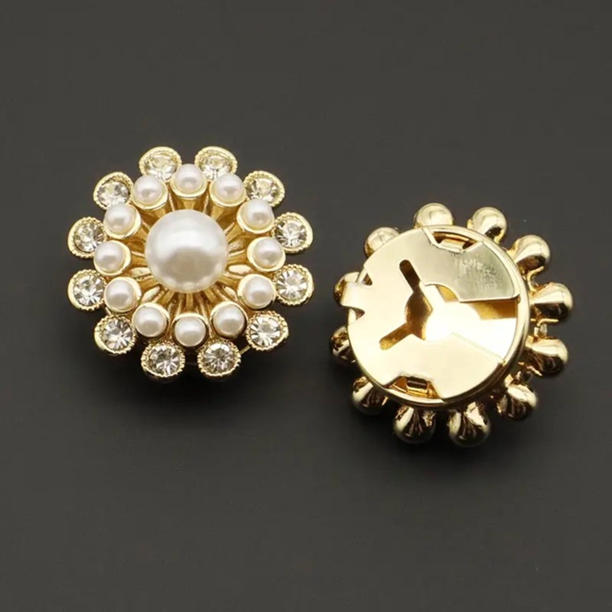 Button cover - bloem goud - per set (2 stuks) | Guzel Jewels & Fashion