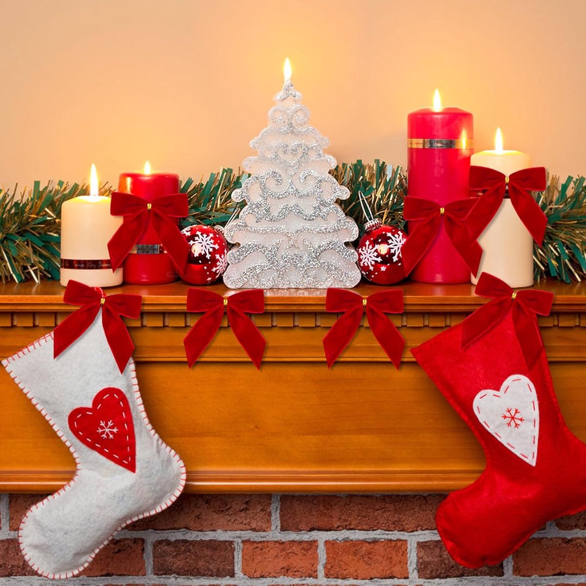 Fluwelen Kerststrikken - 24 Stuk - Kerst Strikken - Kerst Decoratie Strikjes - Kerstversiering - Kerstdecoratie voor binnen - Kerststrikjes Rood - Kerstboom Decoratie - Kerstsfeer - voor Cadeauverpakking Deur Vintage Slinger Krans - Rood – foto 2
