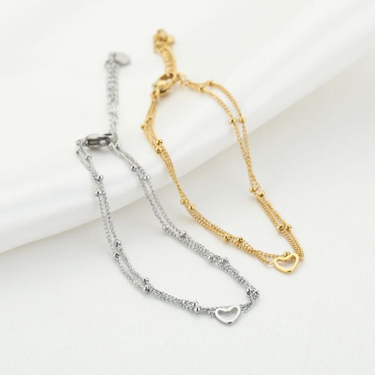 Vriendschap armbandjes goud zilver hartjes met bolletjes- sint- kerst- sieraden- trendy- love- moederdag
