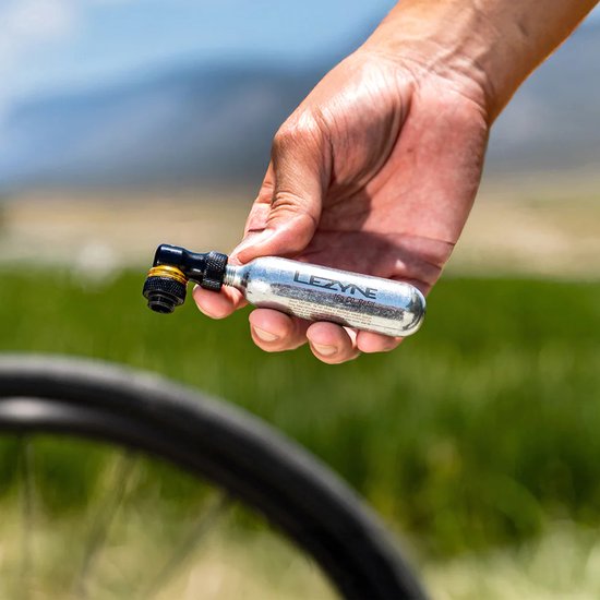Lezyne Pocket Drive CO2 - Premium Fietshandpomp met CO2 Chuck — afbeelding 3