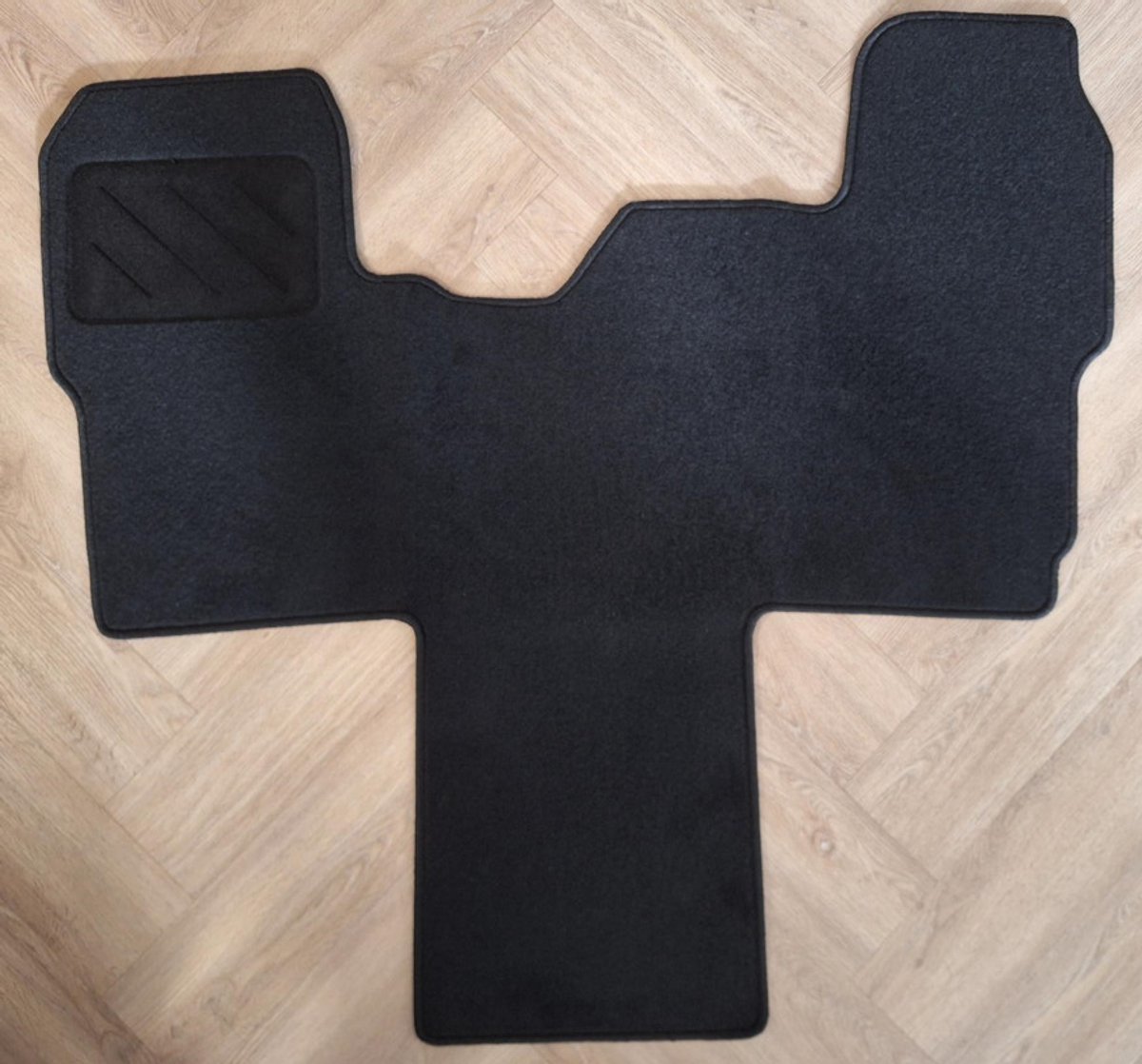 Cabinemat Ford Transit Campermat bouwjaar 2006-2014 (Zwart) (zonder pook in bodem)