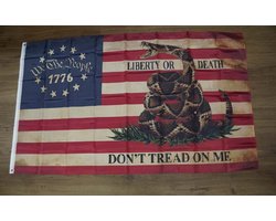Gevelvlag - Amerikaanse vlag met bruin slang - vlag Liberty or dead - decoratie vlag don't tread on me - Vlag Amerika We are the people 1776 - Andere Amerikaanse vlaggen - apart usa vlaggen - leuke Verenigde staten vlaggen - stoere gevelvlaggen