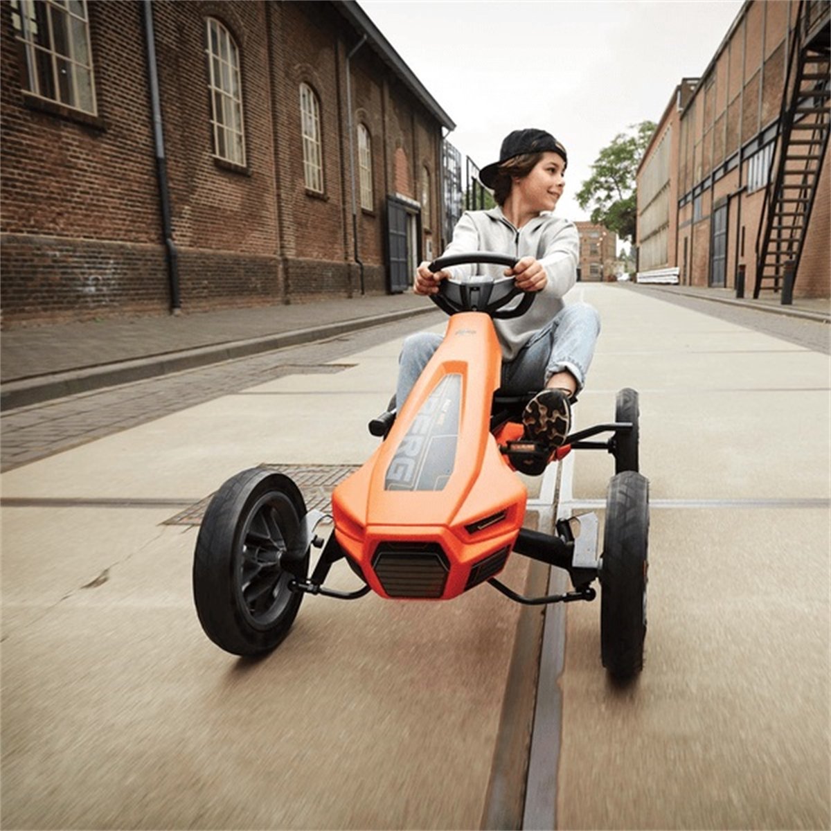 BERG Rally NRG Orange Skelter - 4+ Jaar - Verstelbare stoel - Oranje — afbeelding 2