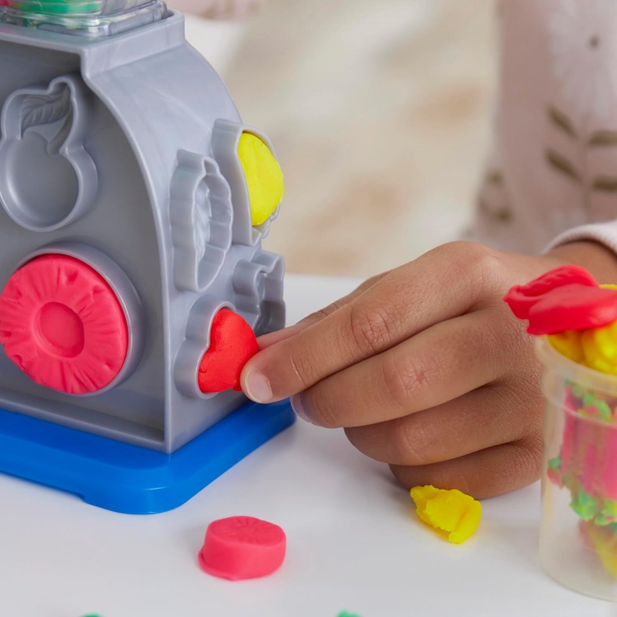 Play-Doh Smoothie Blender Set - Boetseerklei - 5 Play-Doh potjes - Knutselen voor kinderen — afbeelding 12