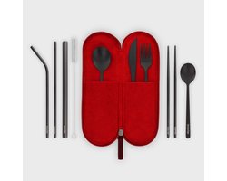 eKodoKi Kitto Wooli - Persoonlijk rvs reisbestek set 10st - Zwart - Wolvilt etui rood - Duurzaam