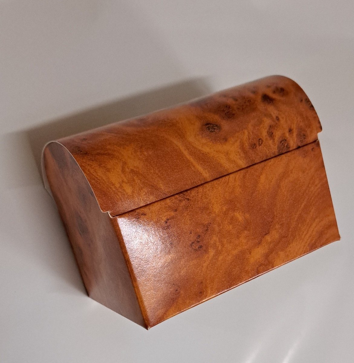 12 cadeau-doos houtpatroon schatkist-vorm traktatie-doos middelgroot voor snoepjes of bonbons of koek om uit te delen bij verjaardag, huwelijk, babyshower of doop.