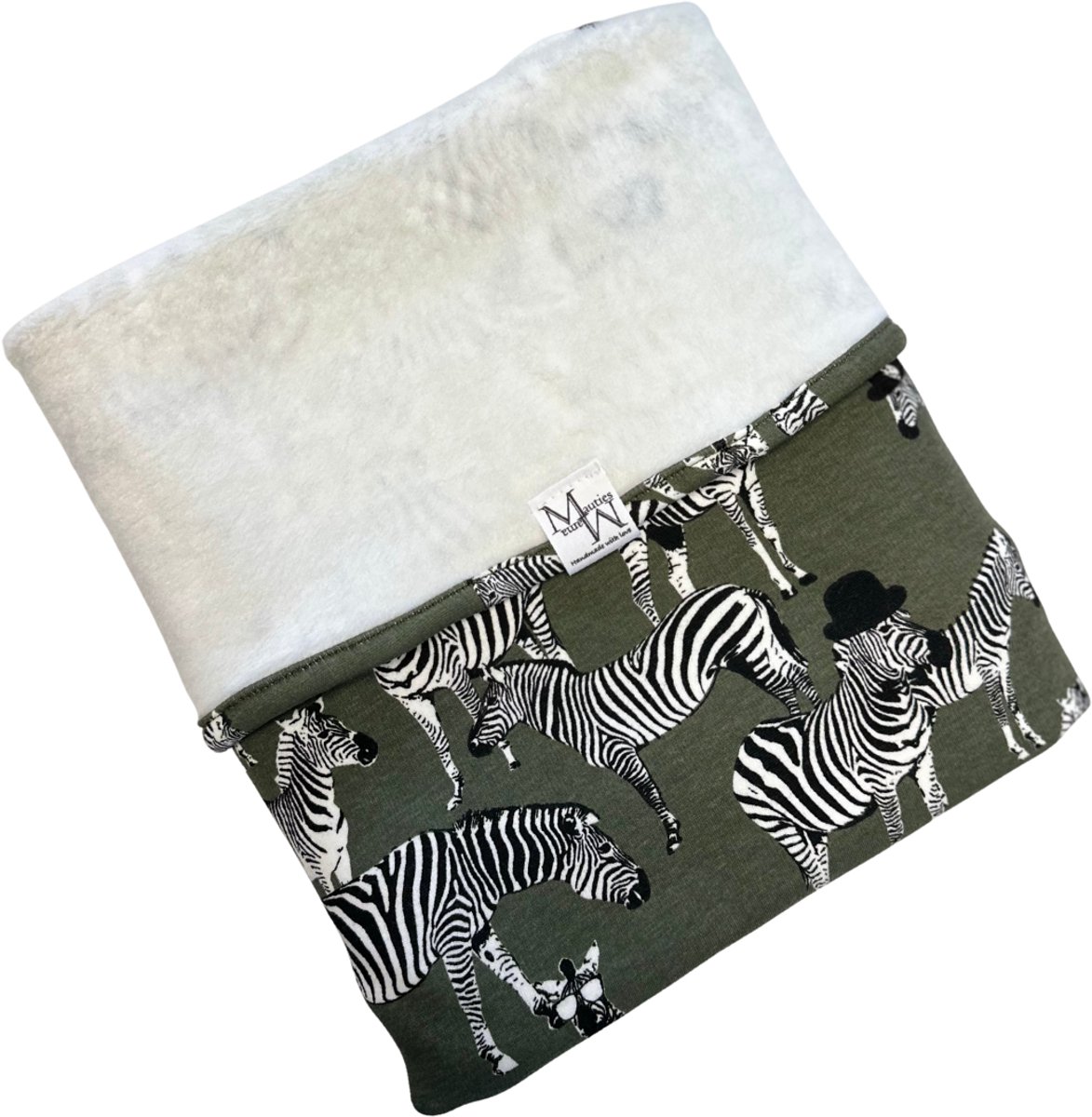 Mauties Mama - Wiegdeken Fleece Zebra's legergroen - (70 x 100cm) - Handgemaakt in Nederland