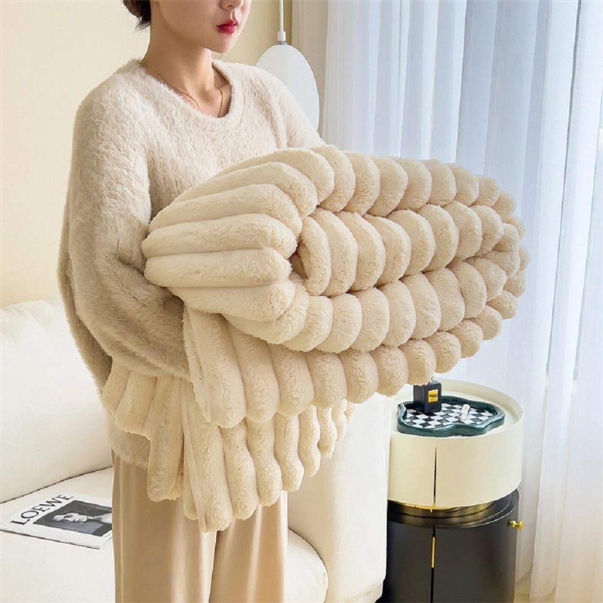Unyqoos Zachte en Luxe Fleecedeken voor Comfortabel Thuisgebruik en Decoratie beige