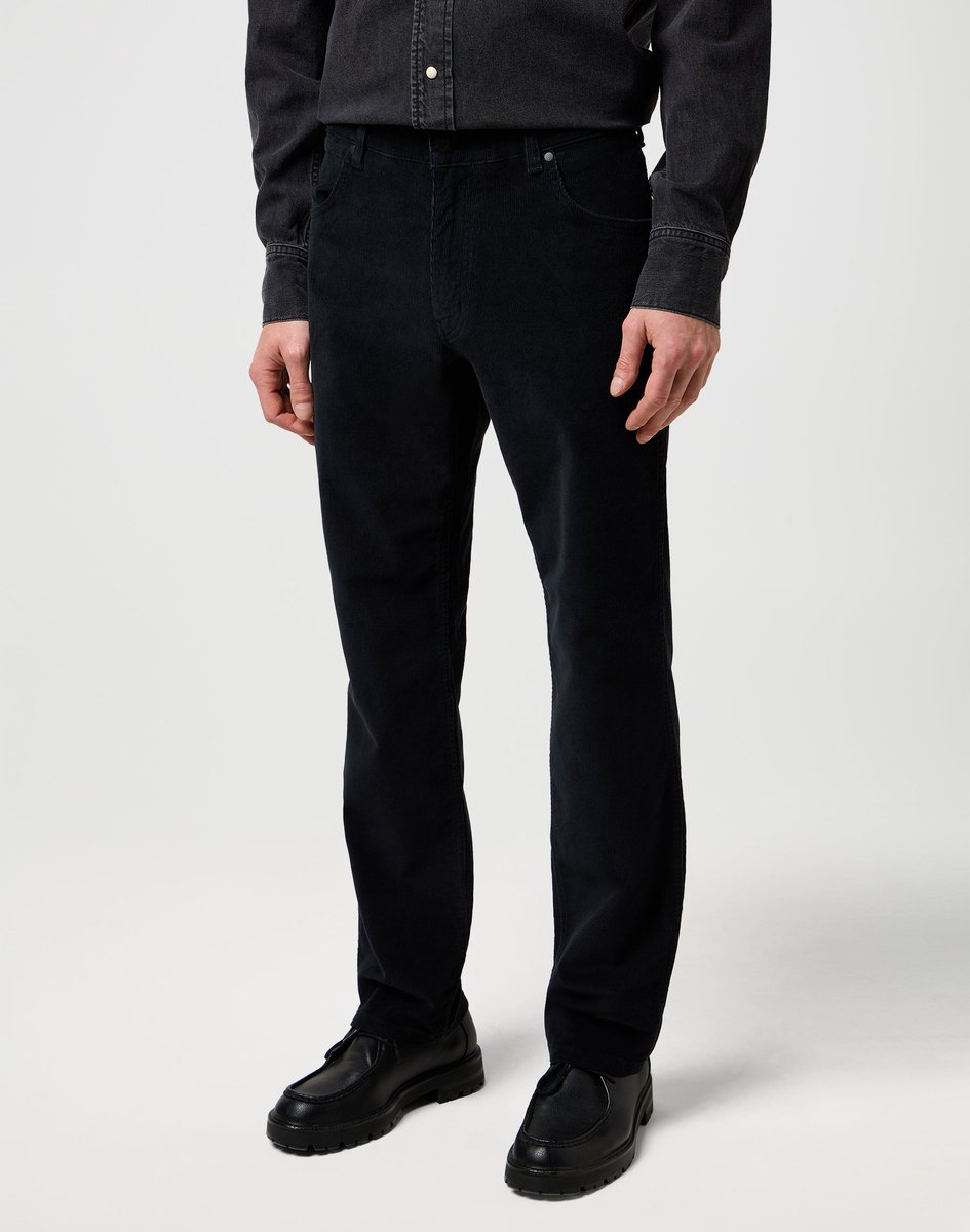 Wrangler Greensboro Heren Regular-fit Corduroy Zwart