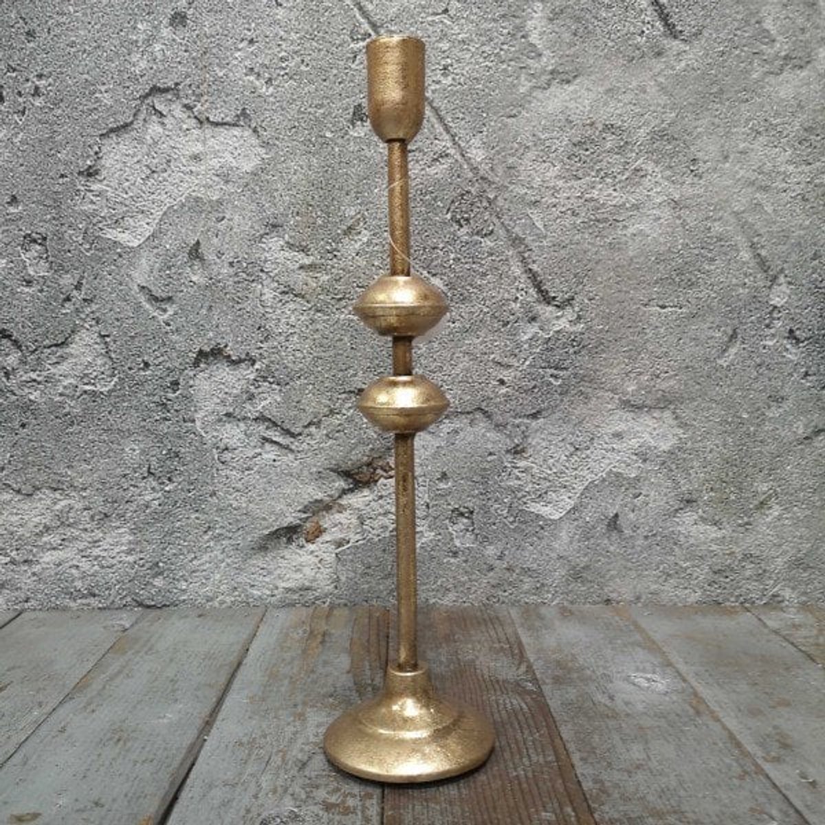 Kandelaar Goud | Woonaccessoires | Woonaccessoire | Swiet Home | Goud | Goudkleurig | Windlicht | Kandelaar | Ronde vorm | Woon | Wonen | Decoratie | Woonaccessoires | Woonaccessoire | Chique | Diner | Dinerkaars | Dinerkaarshouder | Houder | Gold