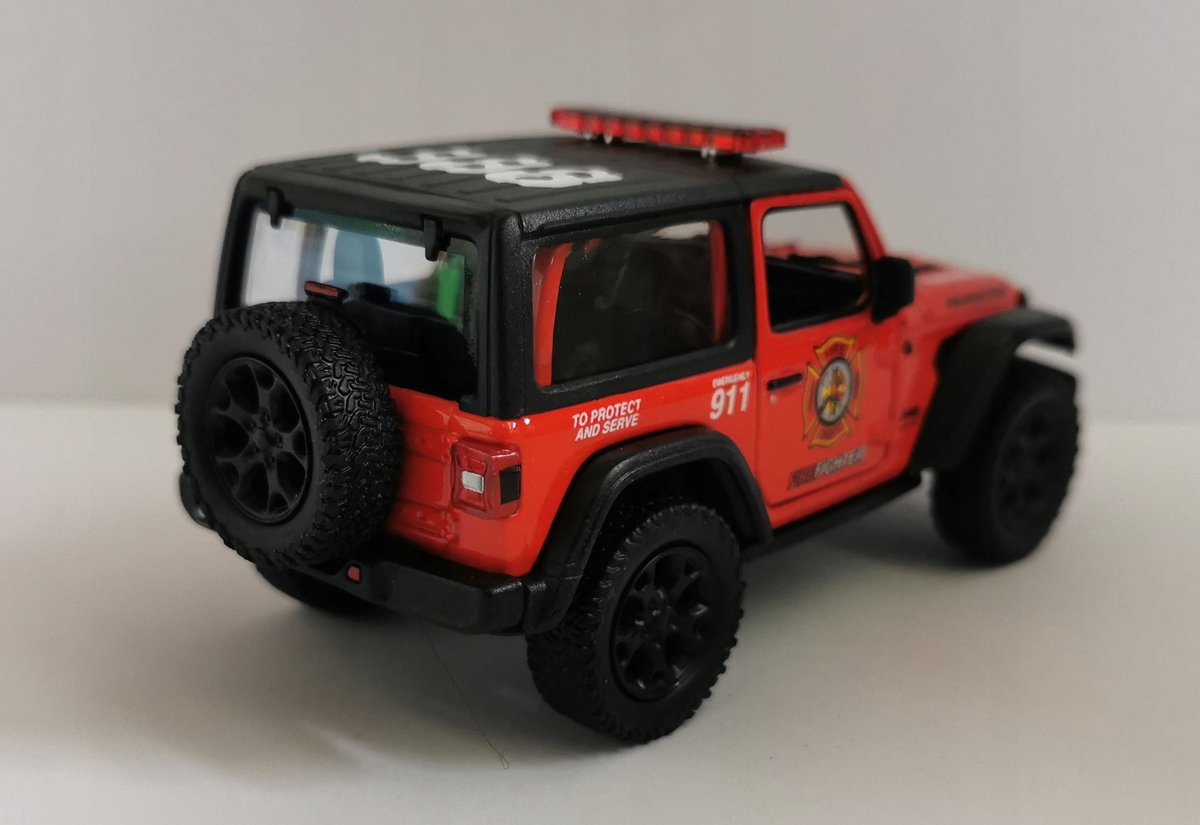 Kinsmart Jeep Wrangler Rubicon Brandweer Modelauto 1:34 Rood