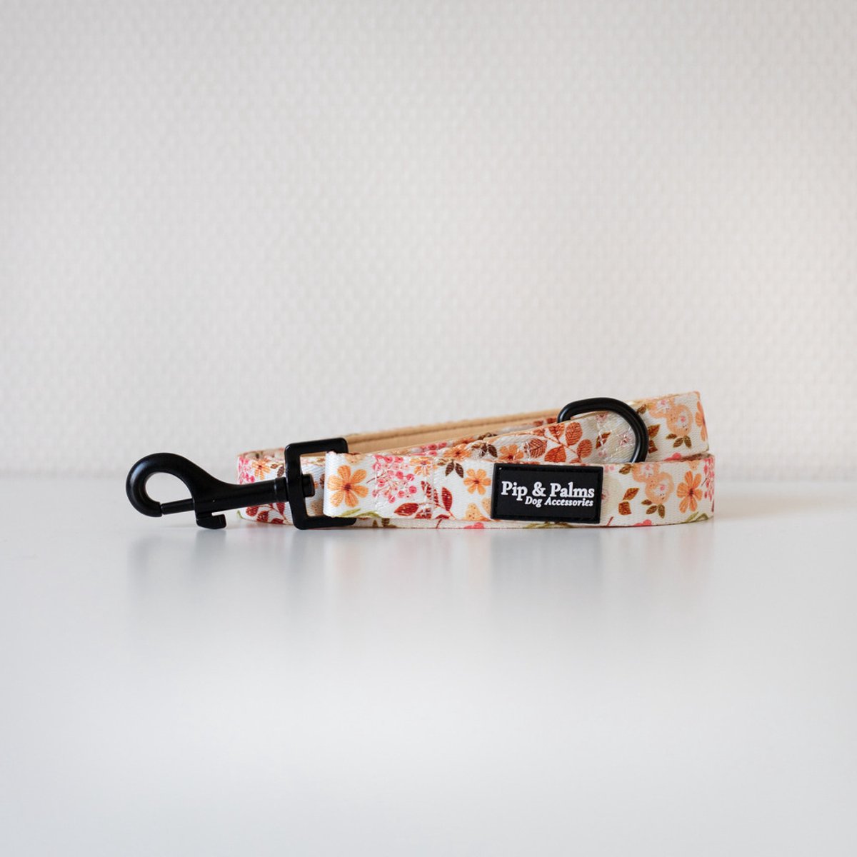 Pip & Palms - Hondenriem Beautiful Blossom - 152cm lang - Wit - 2cm breed - Comfortabel & Stijlvol - Honden looplijn - Voor Wandelen en Training