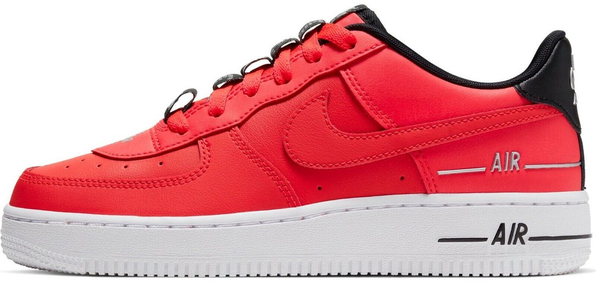 Sneakers Nike Nike Air Force 1 LV8 3 “”Laser Crimson Rood