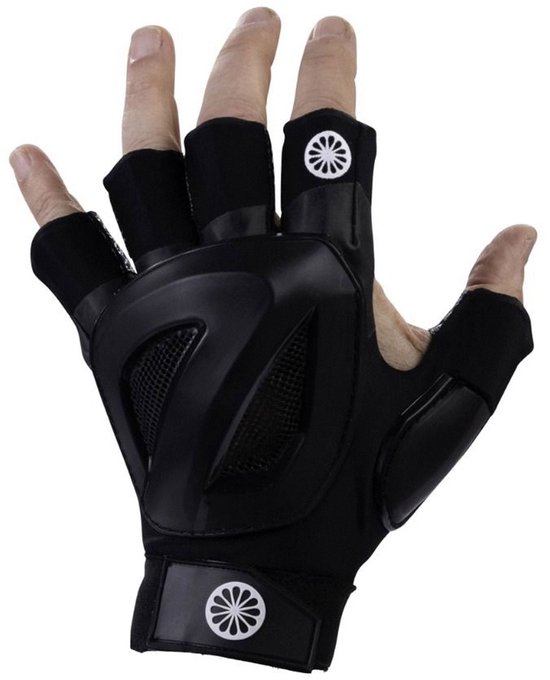 Zwarte, vingerloze hockeyhandschoen voor de linkerhand met beschermende vulling, mesh en een wit bloemmotief op de knokkel en polsband.