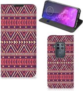Motorola One Zoom Hoesje met Magneet Aztec Purple