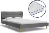 Bed met Traagschuim Matras Lichtgrijs 140x200 cm Stof met LED (Incl LW Led klok) - Bed frame met lattenbodem - Tweepersoonsbed Eenpersoonsbed