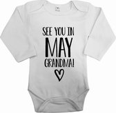 Baby rompertje see you in may grandma | Bekendmaking zwangerschap | Cadeau voor de liefste aanstaande oma | Bekendmaking zwangerschap rompertje voor oma in de maat 56.