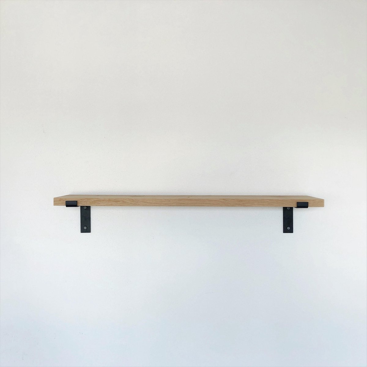 GoudmetHout Massief Eiken Wandplank - 120x20 cm - Industriële Plankdragers L-vorm - Staal - Mat Zwart - Wandplank industrieel