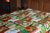 PVC Tafellaken - Tafelkleed - Tafelzeil - Kerstmis - Feestdagen - Opgerold op koker - Geen plooien - Duurzaam - 140 cm x 400 cm - X-Mas