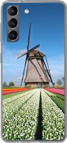 Geschikt voor Samsung Galaxy S21 hoesje - Molen tussen de tulpen in Nederland - Siliconen Telefoonhoesje