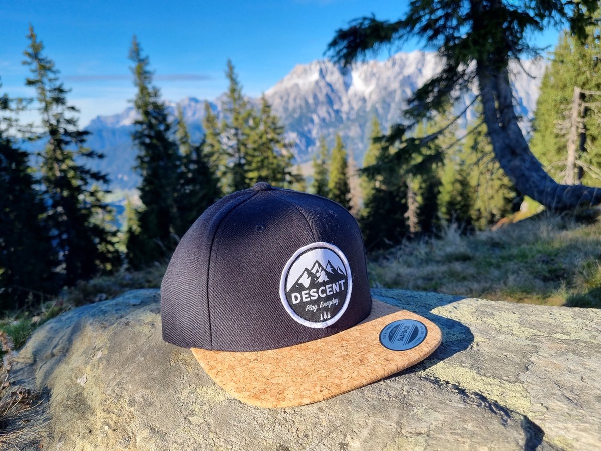 Descent - Flexfit - Pet - Cap - Zwart - Kurk - Snapback - One size