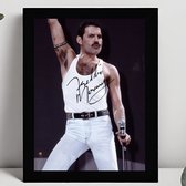 Freddie Mercury Ingelijste Handtekening – 15 x 10cm In Klassiek Zwart Frame – Gedrukte handtekening – Queen - Farrokh Bulsara - We Will Rock You - Bohemian Rhapsody