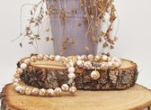 Handgemaakte Natuursteen Armbanden " Wit howliet gesponnen goud " 10 mm - Met Natuursteen Hanger - Een bijzonder cadeau voor vrienden en familie