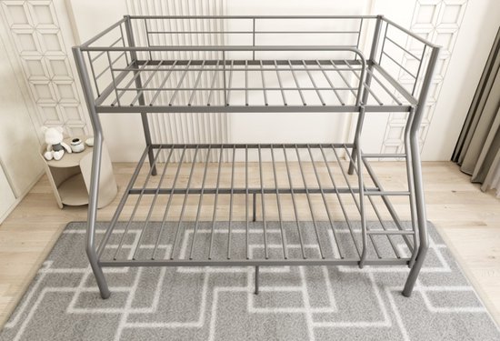 Stapelbed - 3 Persoon incl. matrassen