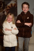 Knuffle Fleece Sweater® - Premium kwaliteit, warm & superzacht - Heerlijke fleece trui gemaakt van 100% duurzame Knuffle Fleece Fabric® - Review: "Je gaat van deze sweater houden!" - In 3 kleuren, vanaf maat 122 tm XL - Dit is Bruin, maat 134/140