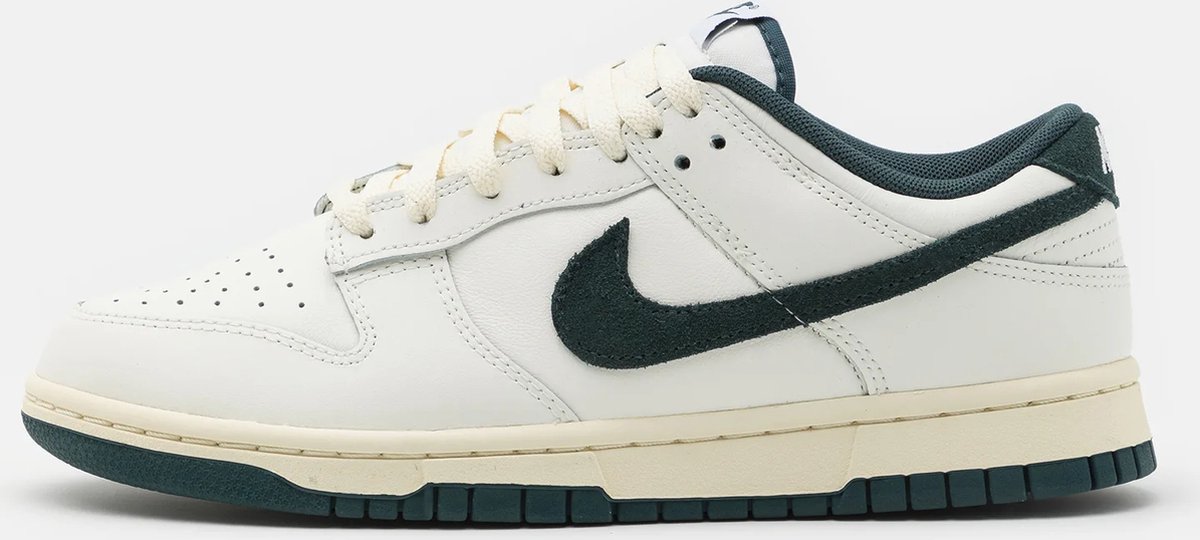 Nike Dunk Low Retro - Sneakers - Mannen - Maat 45 - Sail/Deep Jungle/Cocnut Milk/White