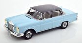 De 1:18 Diecast Modelauto van de Mercedes-Benz 220SE uit 1959 in blauw. De fabrikant van het schaalmodel is Cult Models. Dit model is alleen online verkrijgbaar